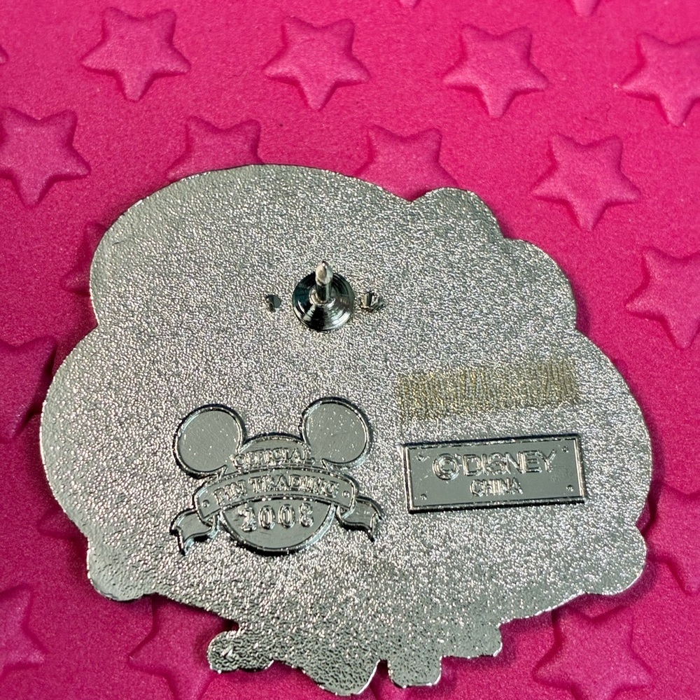 Disney Parks 2008 Epcot Pin - Picture 2 of 5